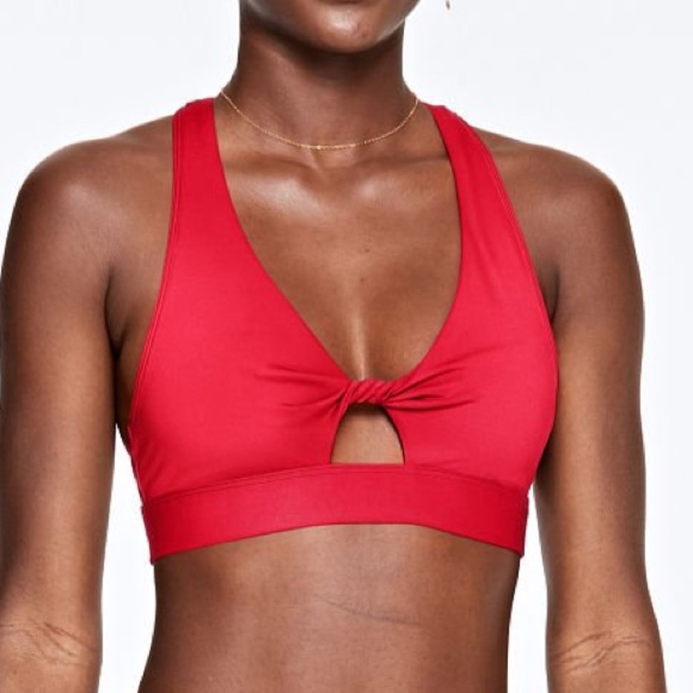 Victoria’s Secret PINK Sports Bra